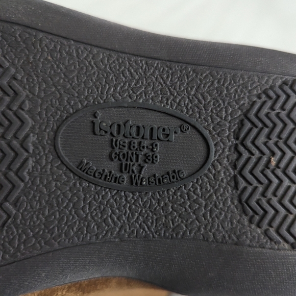 Isotoner Mallory Booties - Picture 7 of 8